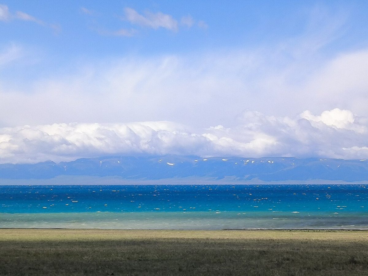 赛里木湖