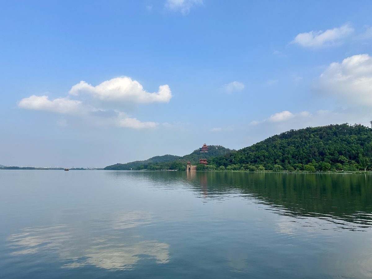 东湖和磨山