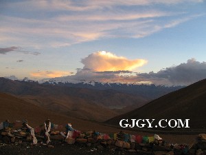 Mount Qomolangma (The Everest)
