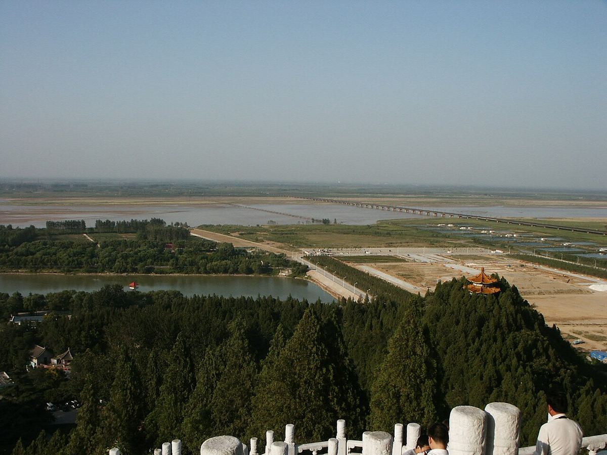 鄭州黃河風景名勝區遠眺黃河